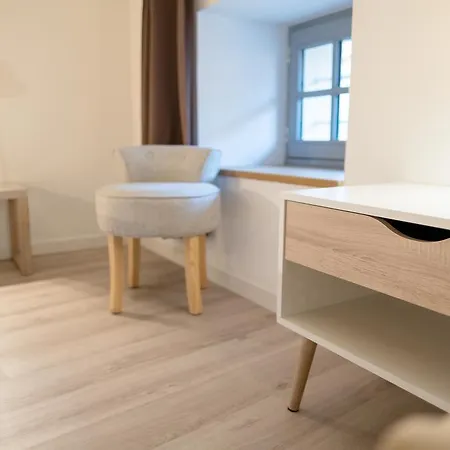 Nyaraló Jolie Petite Maison En Pierre Montamisé
