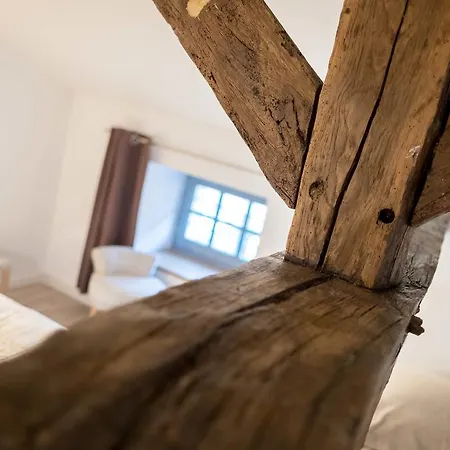 Nyaraló Jolie Petite Maison En Pierre Montamisé