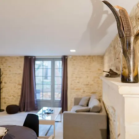 Jolie Petite Maison En Pierre