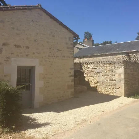 Jolie Petite Maison En Pierre * Montamisé
